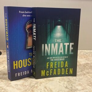 Freida McFadden book bundle